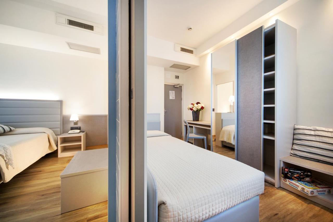 My Place Hotel Римини Экстерьер фото