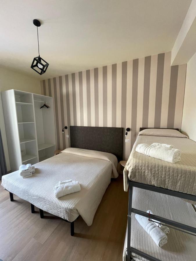 My Place Hotel Римини Экстерьер фото